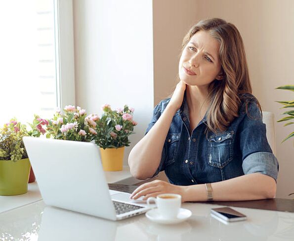 kadınlarda servikal osteokondroz belirtileri